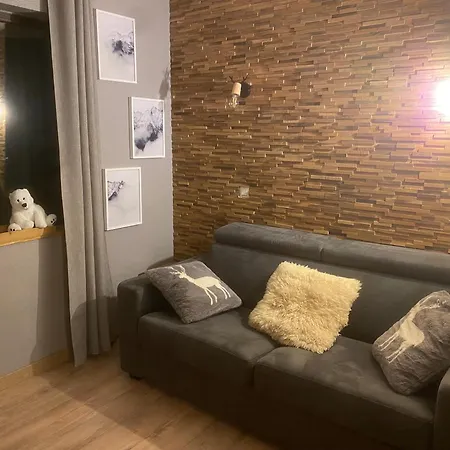 Cosy Centre Station